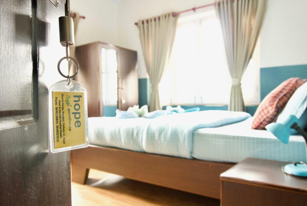 Hope Guest House Pokhara Buitenkant foto